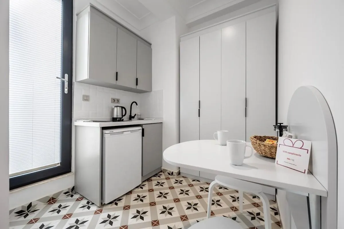 A Small Treasure In The Heart Of Cihangir Istanboel Appartement
