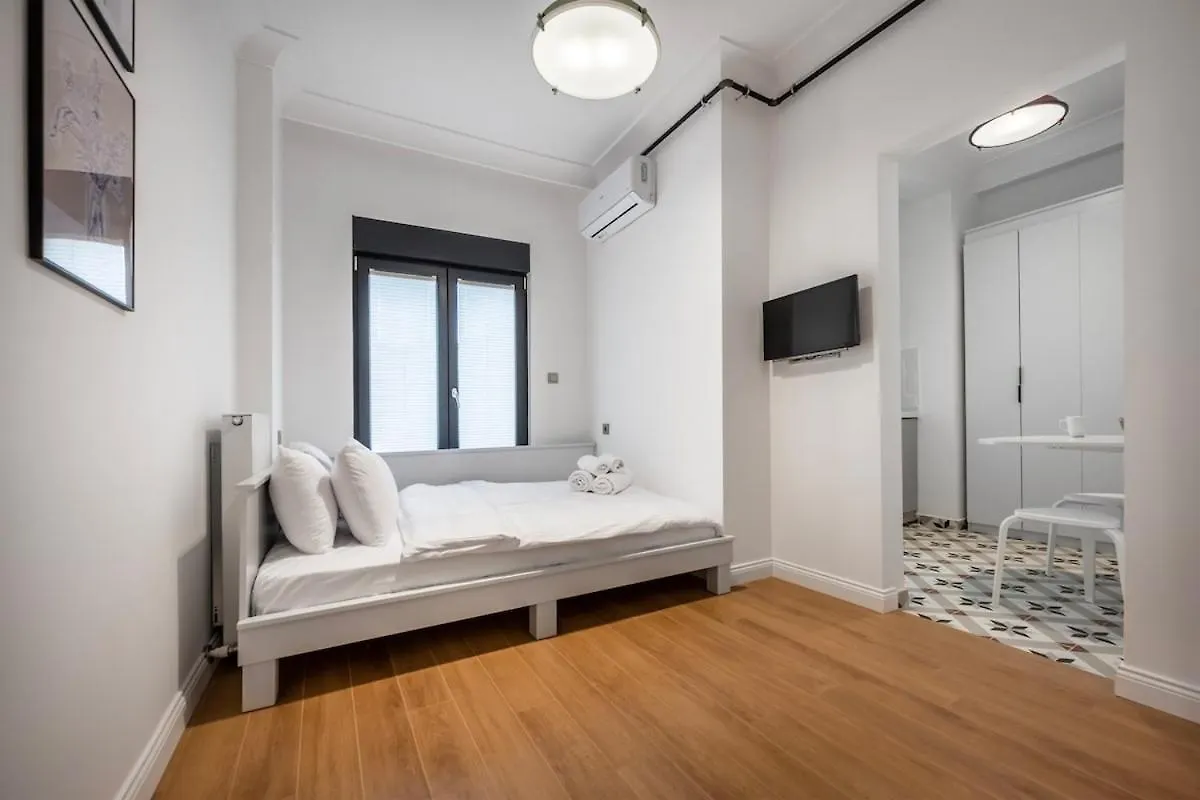 Appartement A Small Treasure In The Heart Of Cihangir Istanboel